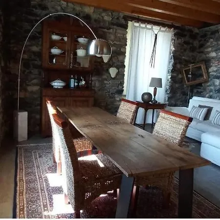 別荘 Vista チェルノッビオ