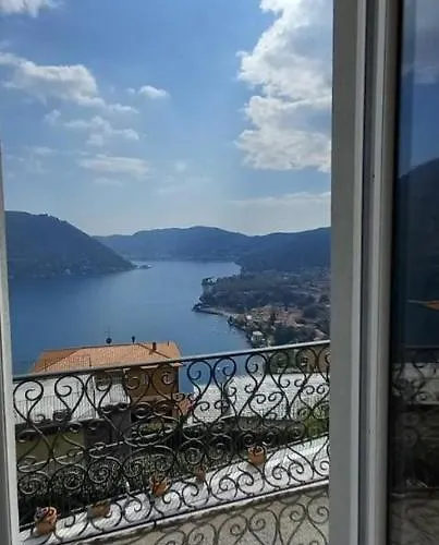 Holiday Vista Lago *